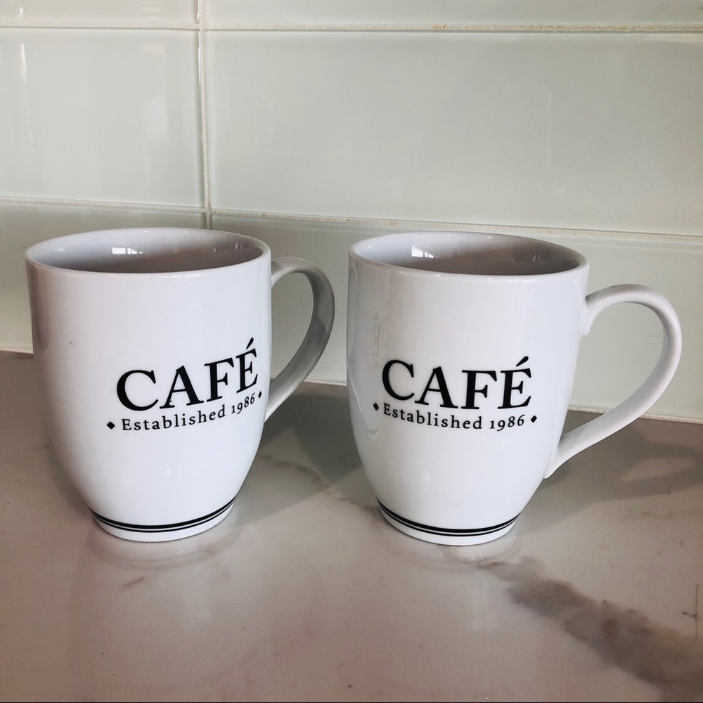 POTTERY BARN • Cafe’ established 1986 coffee cups